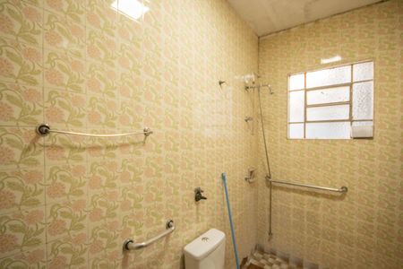 Casa à venda com 384m², 4 quartos e 1 vagaBanheiro 1