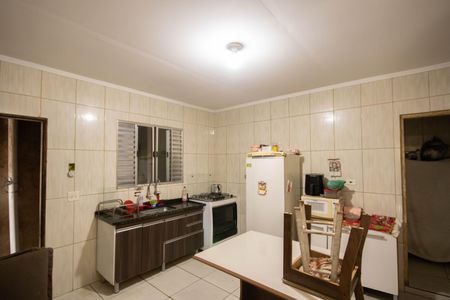 Casa à venda com 384m², 4 quartos e 1 vagaCozinha 2