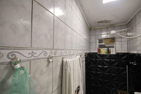 Casa à venda com 384m², 4 quartos e 1 vagaBanheiro 2