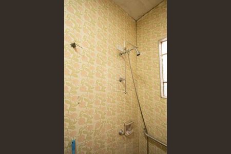 Casa à venda com 384m², 4 quartos e 1 vagaBanheiro 1