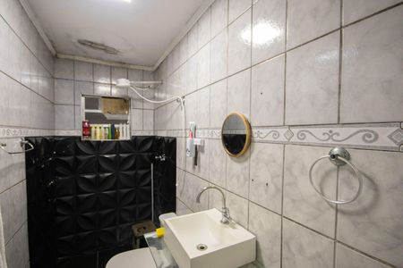 Casa à venda com 384m², 4 quartos e 1 vagaBanheiro 2