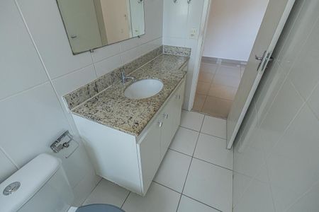Apartamento para alugar com 74m², 2 quartos e 2 vagasBanheiro da Suíte