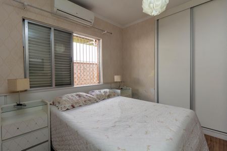 Casa para alugar com 250m², 4 quartos e 4 vagas Casa para alugar com 250m², 4 quartos e 4 vagasSuíte 2