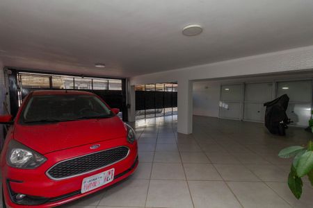Casa para alugar com 250m², 4 quartos e 4 vagas Casa para alugar com 250m², 4 quartos e 4 vagasGaragem