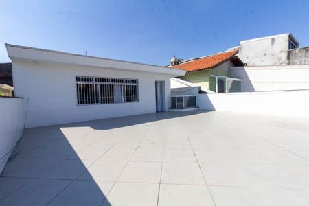 Casa para alugar com 250m², 4 quartos e 4 vagas Casa para alugar com 250m², 4 quartos e 4 vagasÁrea Externa