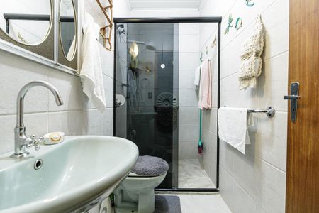 Casa para alugar com 200m², 4 quartos e 2 vagasBanheiro da Suíte