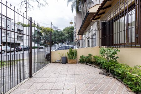 Casa para alugar com 200m², 4 quartos e 2 vagasÁrea Frontal