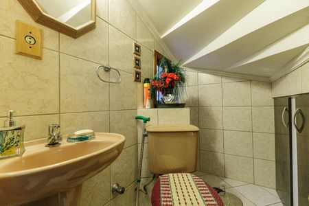 Casa para alugar com 200m², 4 quartos e 2 vagasLavabo