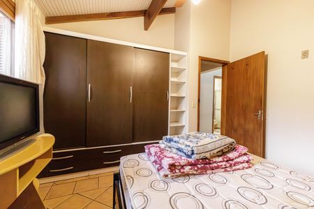 Casa para alugar com 200m², 4 quartos e 2 vagasQuarto 2 