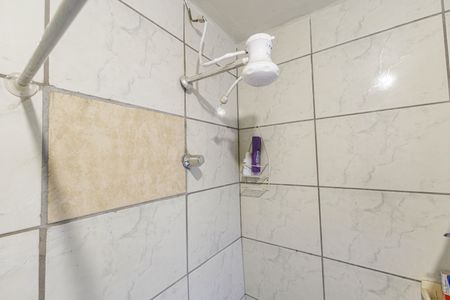 Casa para alugar com 200m², 4 quartos e 2 vagasBanheiro Externo