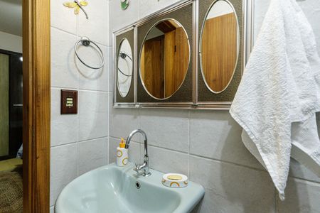 Casa para alugar com 200m², 4 quartos e 2 vagasBanheiro da Suíte