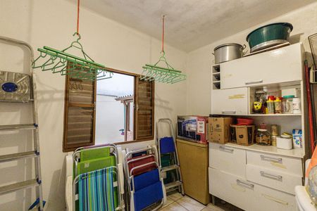 Casa para alugar com 200m², 4 quartos e 2 vagasDepósito
