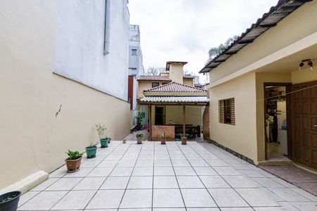 Casa para alugar com 200m², 4 quartos e 2 vagasÁrea externa