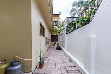 Casa para alugar com 200m², 4 quartos e 2 vagasÁrea externa