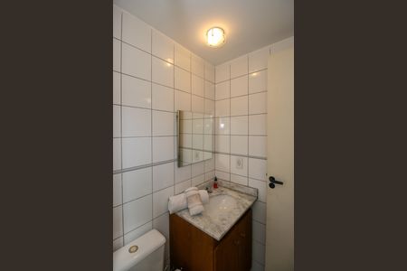 Apartamento para alugar com 74m², 2 quartos e 1 vaga Apartamento para alugar com 74m², 2 quartos e 1 vagaBanheiro da Suíte 2