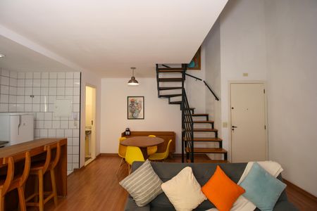 Apartamento para alugar com 74m², 2 quartos e 1 vaga Apartamento para alugar com 74m², 2 quartos e 1 vagaSala de Estar e Jantar