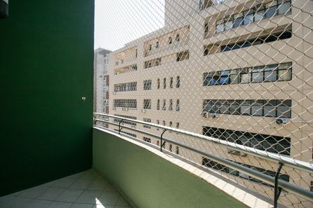 Apartamento para alugar com 74m², 2 quartos e 1 vaga Apartamento para alugar com 74m², 2 quartos e 1 vagaVaranda Sala de Estar e Jantar