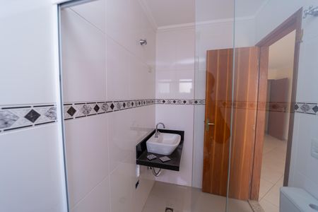 Casa à venda com 120m², 3 quartos e 2 vagasBanheiro da Suíte 1