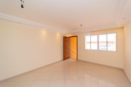 Casa à venda com 120m², 3 quartos e 2 vagasSala