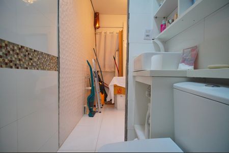 Casa à venda com 200m², 4 quartos e 4 vagasBanheiro 3