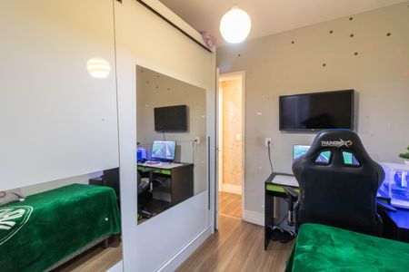 Quarto de apartamento à venda com 2 quartos, 58m² em Jardim Flor da Montanha, Guarulhos