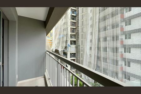 Studio à venda com 25m², 1 quarto e sem vaga Studio à venda com 25m², 1 quarto e sem vagaVaranda