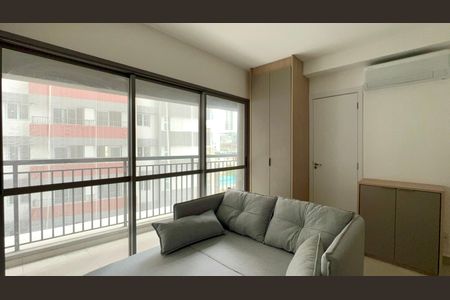 Studio à venda com 25m², 1 quarto e sem vaga Studio à venda com 25m², 1 quarto e sem vagaStudio