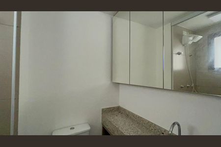 Studio à venda com 25m², 1 quarto e sem vaga Studio à venda com 25m², 1 quarto e sem vagaBanheiro