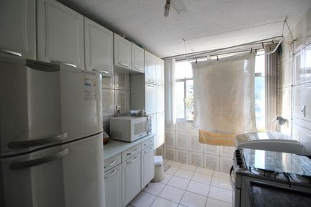 Apartamento para alugar com 82m², 2 quartos e 2 vagasCozinha