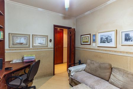 Apartamento à venda com 240m², 4 quartos e 2 vagasQuarto 4