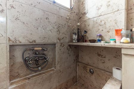 Apartamento à venda com 240m², 4 quartos e 2 vagasBanheiro da Suíte 1