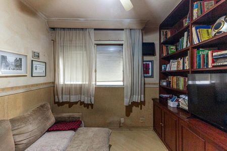 Apartamento à venda com 240m², 4 quartos e 2 vagasQuarto 4