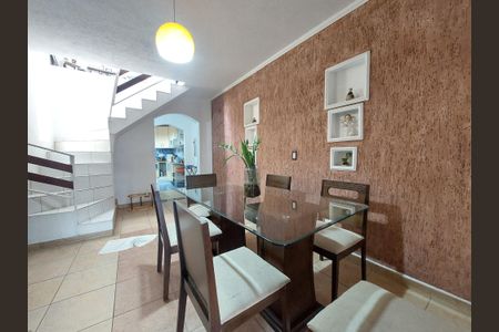 Casa à venda com 171m², 3 quartos e 2 vagasSala de Jantar