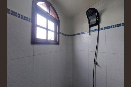 Casa à venda com 171m², 3 quartos e 2 vagasBanheiro 1