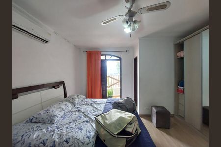 Casa à venda com 171m², 3 quartos e 2 vagasQuarto 1
