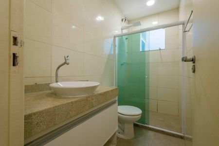 Casa de condomínio à venda com 90m², 3 quartos e 1 vagaBanheiro 1