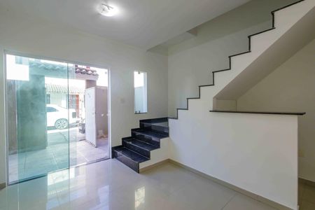 Casa de condomínio à venda com 90m², 3 quartos e 1 vagaSala