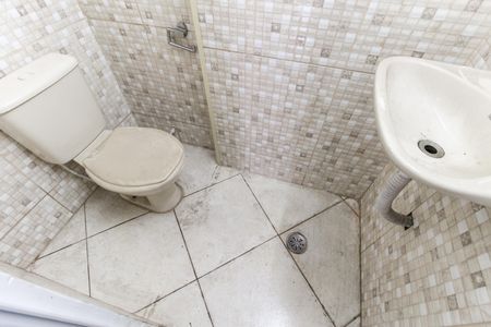 Casa à venda com 200m², 2 quartos e 3 vagasBanheiro da Garagem