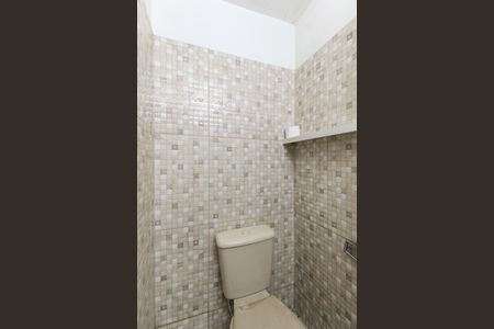 Casa à venda com 200m², 2 quartos e 3 vagasBanheiro da Garagem