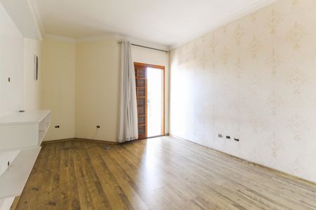 Casa à venda com 200m², 2 quartos e 3 vagasSuíte