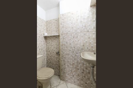 Casa à venda com 200m², 2 quartos e 3 vagasBanheiro da Garagem