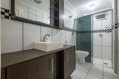 Apartamento para alugar com 100m², 3 quartos e sem vaga Apartamento para alugar com 100m², 3 quartos e sem vagaBanheiro