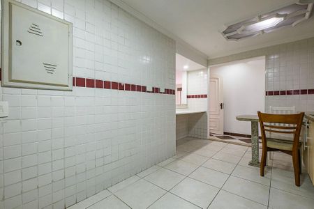 Apartamento para alugar com 100m², 3 quartos e sem vaga Apartamento para alugar com 100m², 3 quartos e sem vagaCozinha