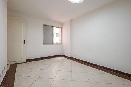 Apartamento para alugar com 100m², 3 quartos e sem vaga Apartamento para alugar com 100m², 3 quartos e sem vagaSuíte