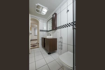 Apartamento para alugar com 100m², 3 quartos e sem vaga Apartamento para alugar com 100m², 3 quartos e sem vagaBanheiro