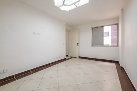 Apartamento para alugar com 100m², 3 quartos e sem vaga Apartamento para alugar com 100m², 3 quartos e sem vagaSuíte