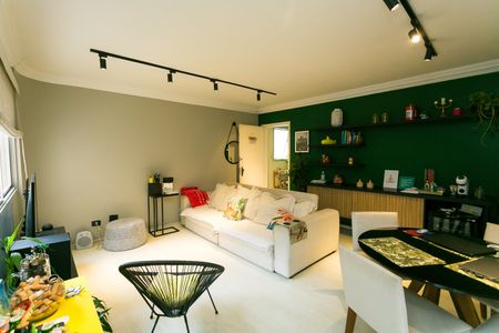 Apartamento à venda com 119m², 3 quartos e 2 vagas Apartamento à venda com 119m², 3 quartos e 2 vagasSala