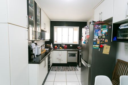 Apartamento à venda com 119m², 3 quartos e 2 vagas Apartamento à venda com 119m², 3 quartos e 2 vagasCozinha