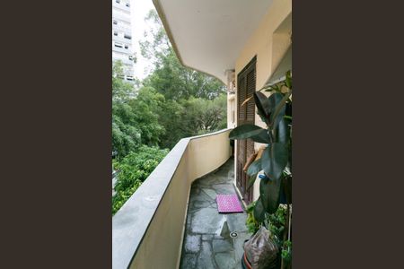 Apartamento à venda com 119m², 3 quartos e 2 vagas Apartamento à venda com 119m², 3 quartos e 2 vagasVaranda