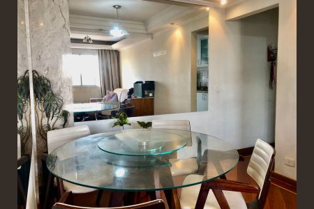 Apartamento à venda com 55m², 2 quartos e 1 vagaSala